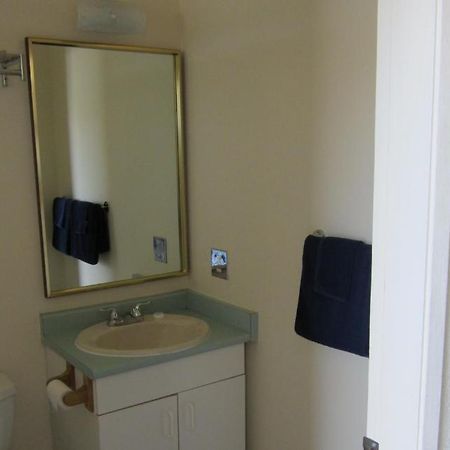 Brothers Inn Motel Prince George Habitación foto